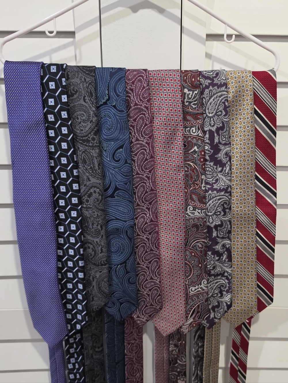 Lot of 10 Joseph A. Bank Ties - Signature - 1905 - Reserve - Reserve Gold